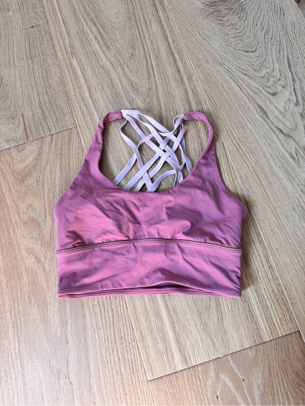 Lululemon sports bra